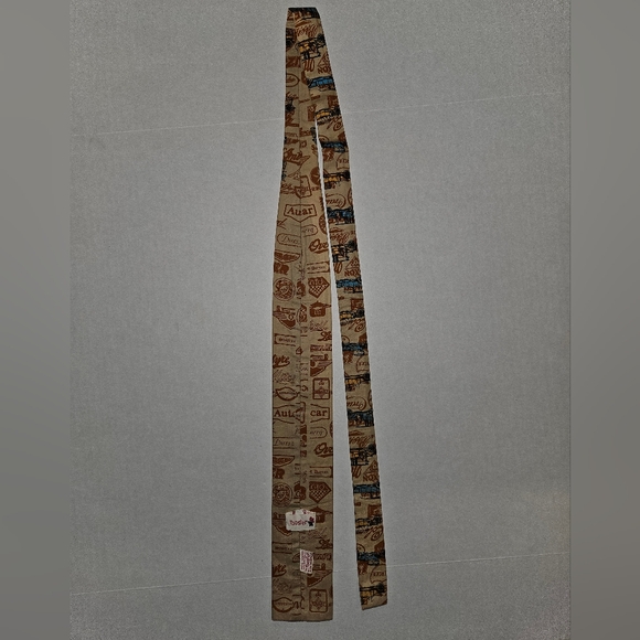 Vintage Rooster Tie w/Pre-WW2 Automobile Pattern circa 1970's - Picture 4 of 5